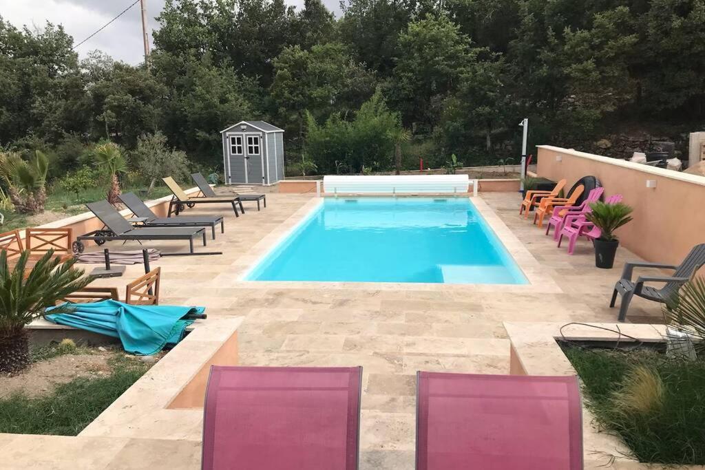 Logement Attenant A Une Villa T2 Avec Terrasse . 伊索勒河畔贝斯 外观 照片